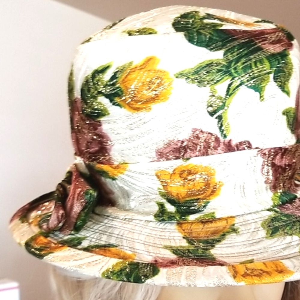 60's Vtg Union Made Cream Floral Shabby Lurex Quirky Spring Garden Church Hat - Picture 4 of 16